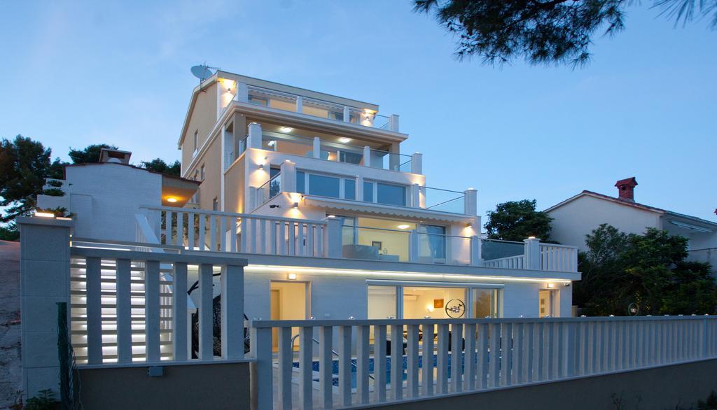 Apartments Villa Anamaria Trogir Exterior photo