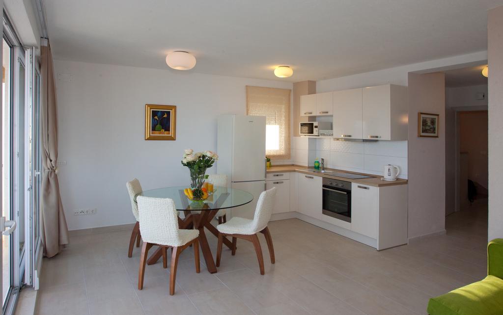Apartments Villa Anamaria Trogir Room photo