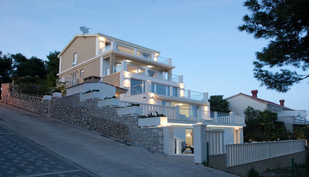 Apartments Villa Anamaria Trogir Exterior photo