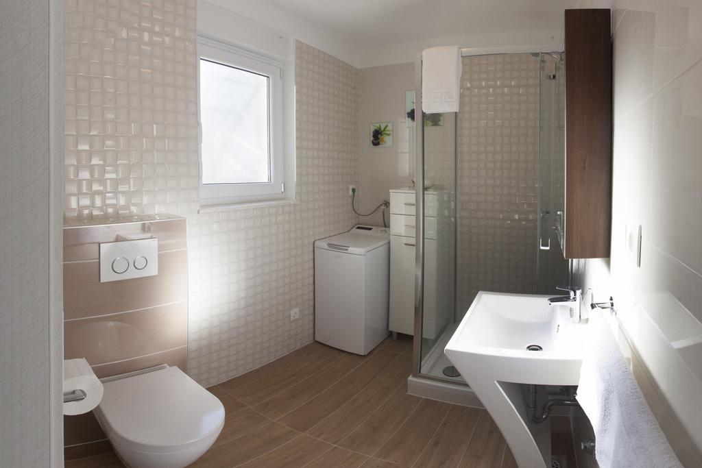 Apartments Villa Anamaria Trogir Exterior photo